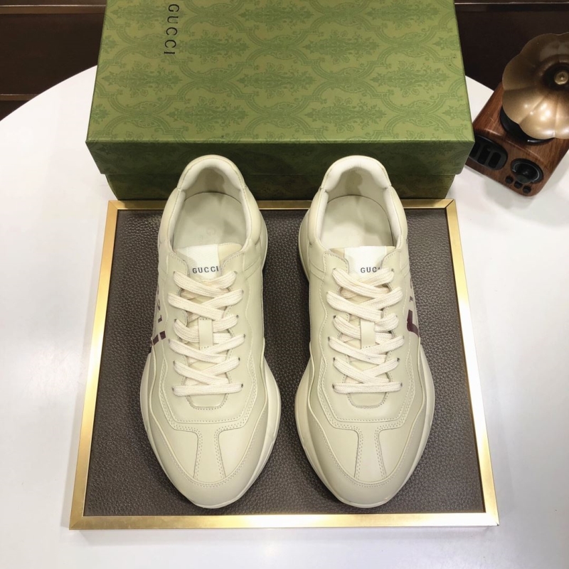 G*u*i casual shoes